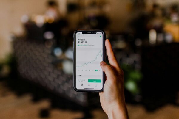 Arbitrase Saham Raih Keuntungan Cepat Pasar Modal
